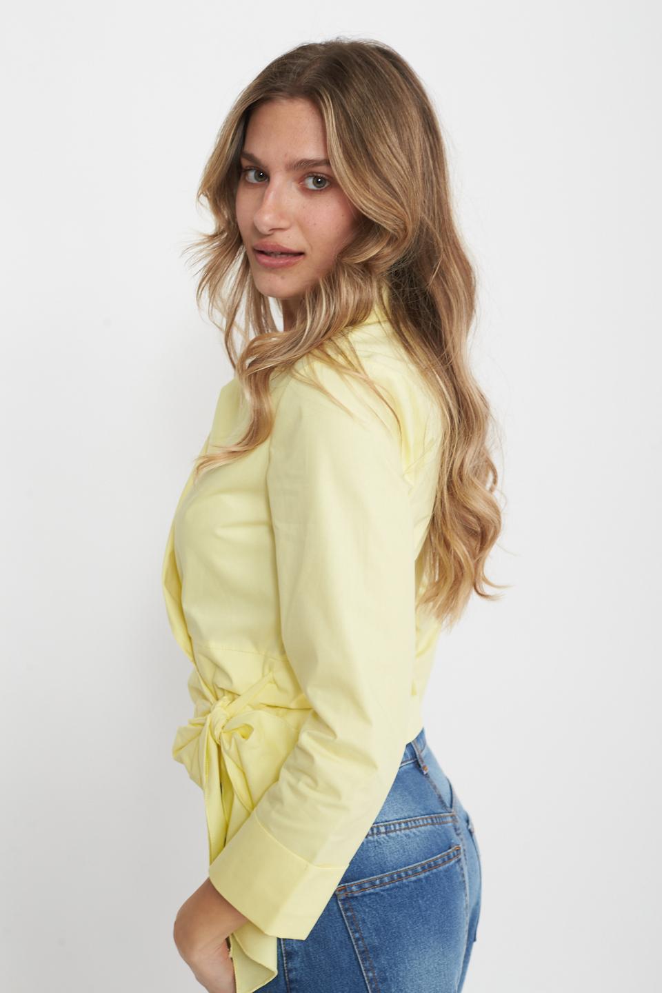 Camicia incrocio con fiocco giallo p. - Primavera Estate 2025 | Brend