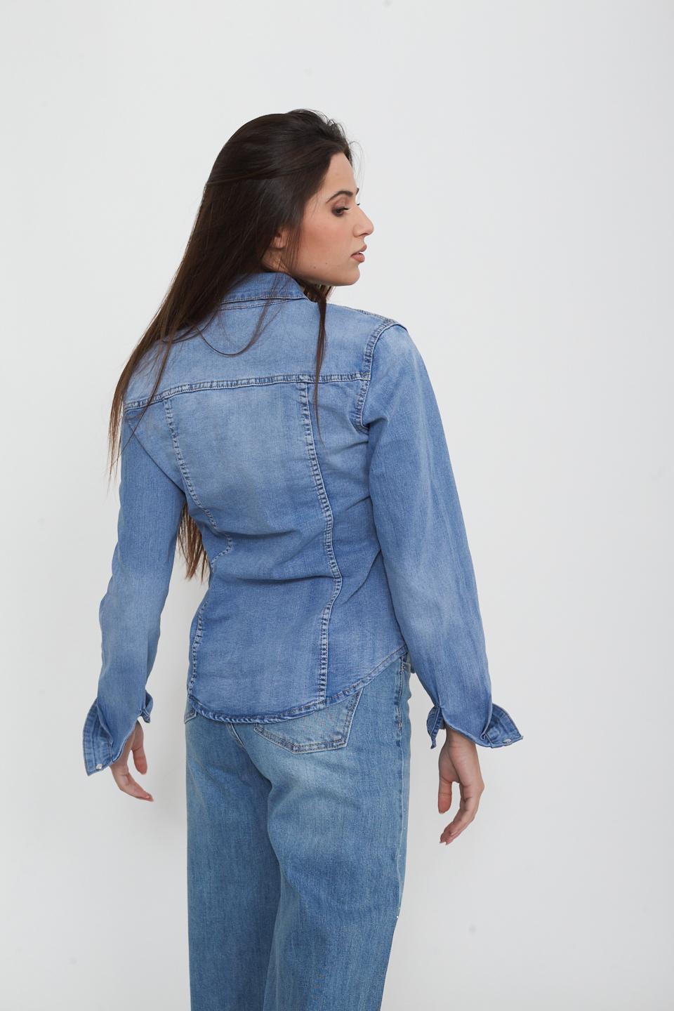 Camicia denim con taschini denim delavato - Primavera Estate 2025 | Brend