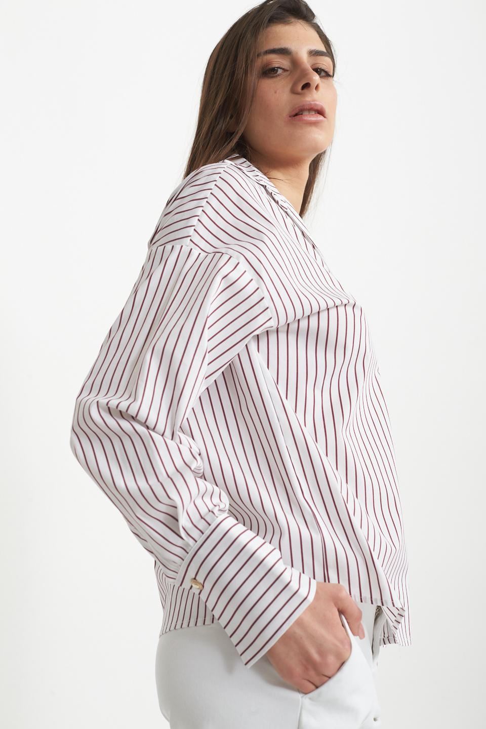 Camicia slim rigata rigo bordeaux - Primavera Estate 2025 | Brend