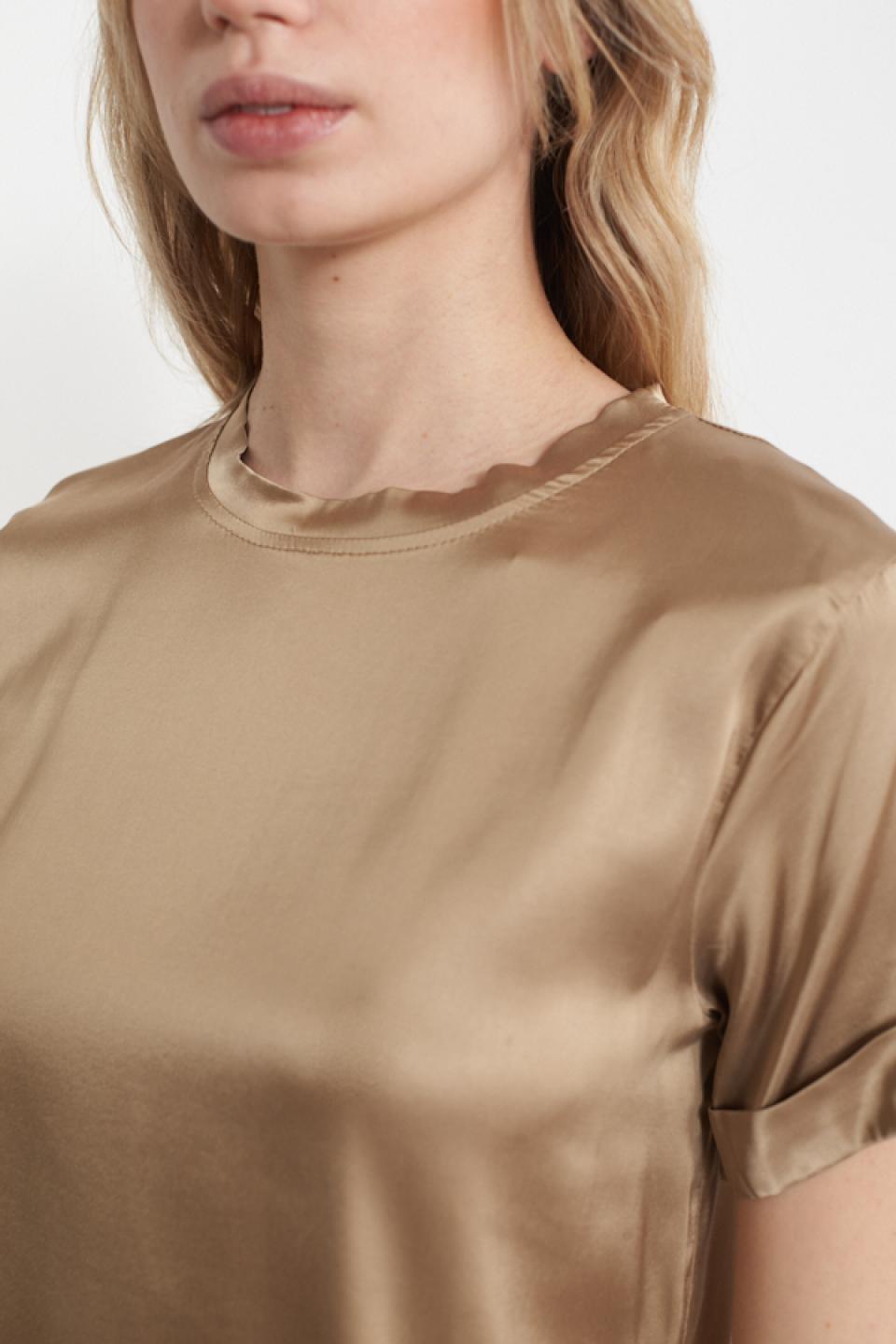 Maglia mezza manica con risvolto mousse - Primavera Estate 2025 | Brend
