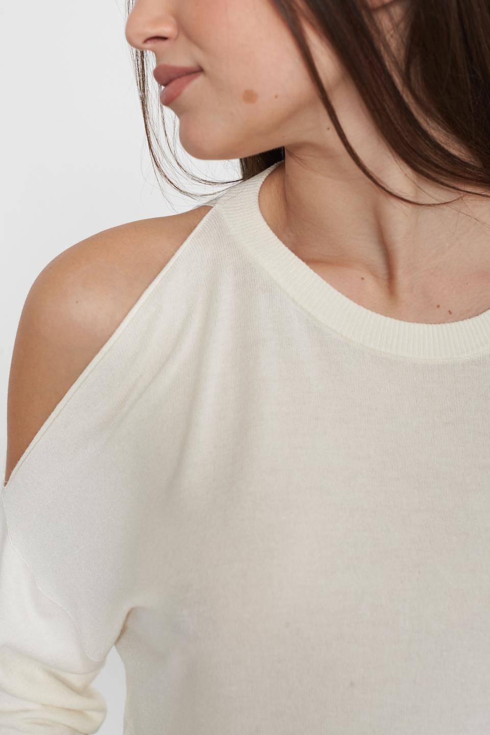 Maglia ampia cut out crema - Primavera Estate 2025 | Brend