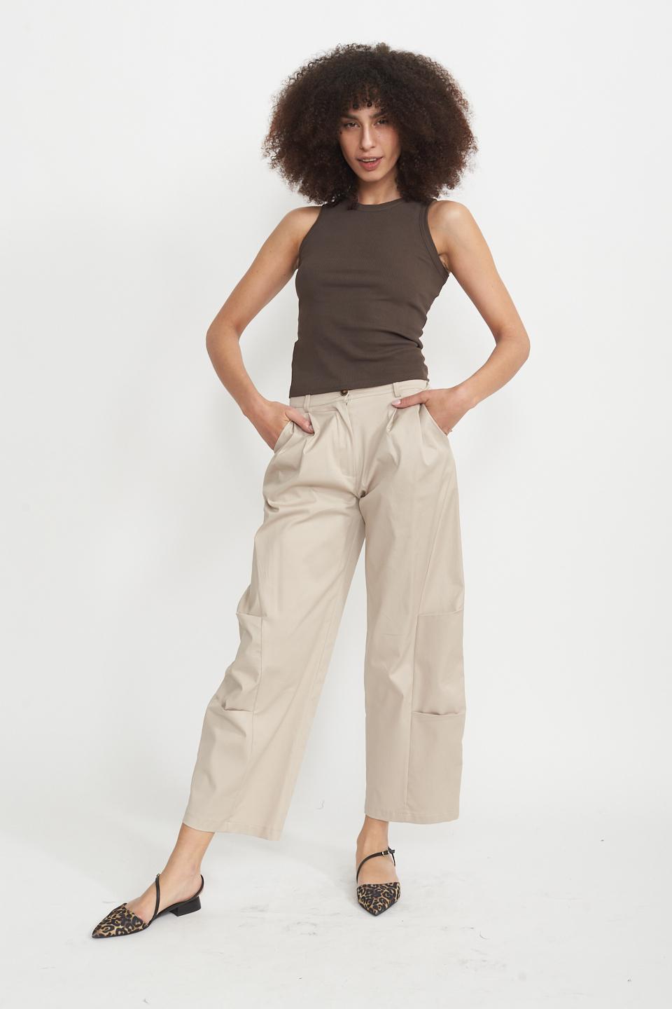 Pantalone carrot gabardina beige - Primavera Estate 2025 | Brend
