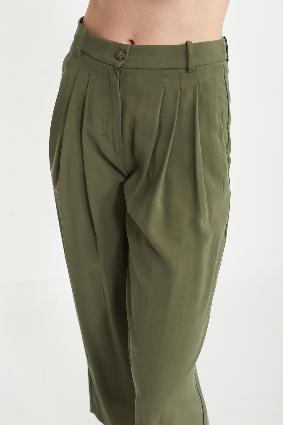 Pantalone carrot pinces verde - Primavera Estate 2025 | Brend