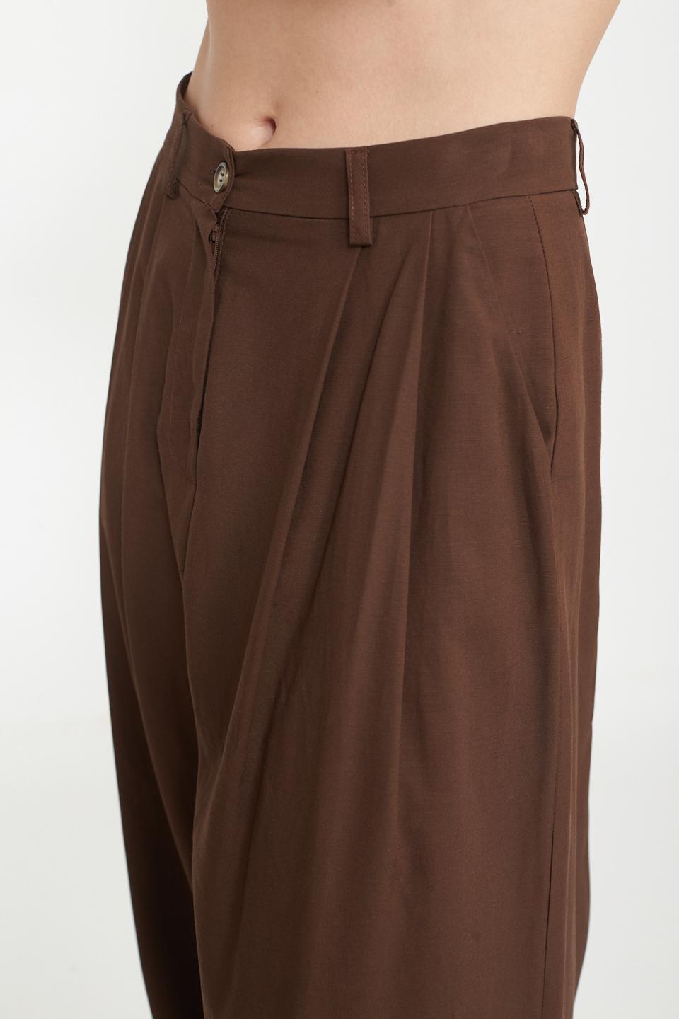Pantalone palazzo pinces caffÈ - Primavera Estate 2025 | Brend