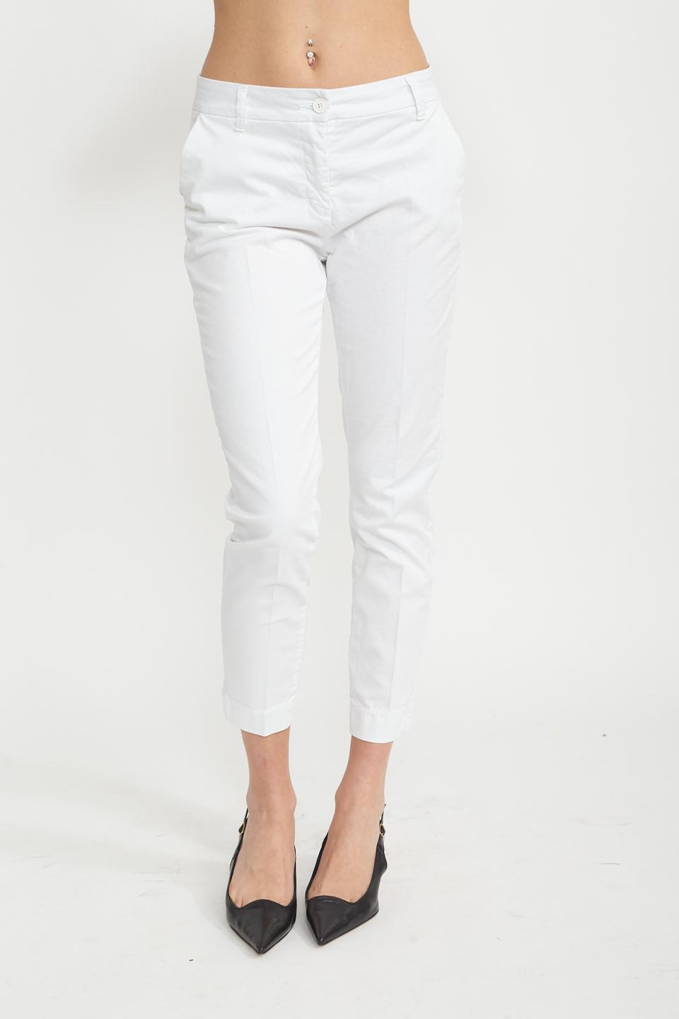 Pantalone chinos cotone bianco - Primavera Estate 2025 | Brend