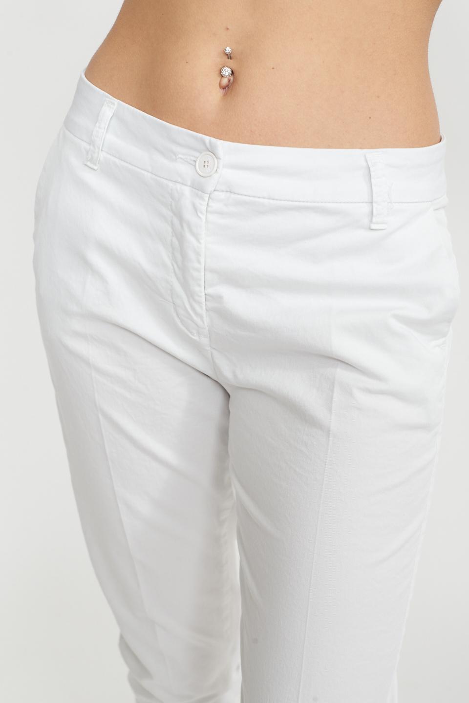 Pantalone chinos cotone bianco - Primavera Estate 2025 | Brend