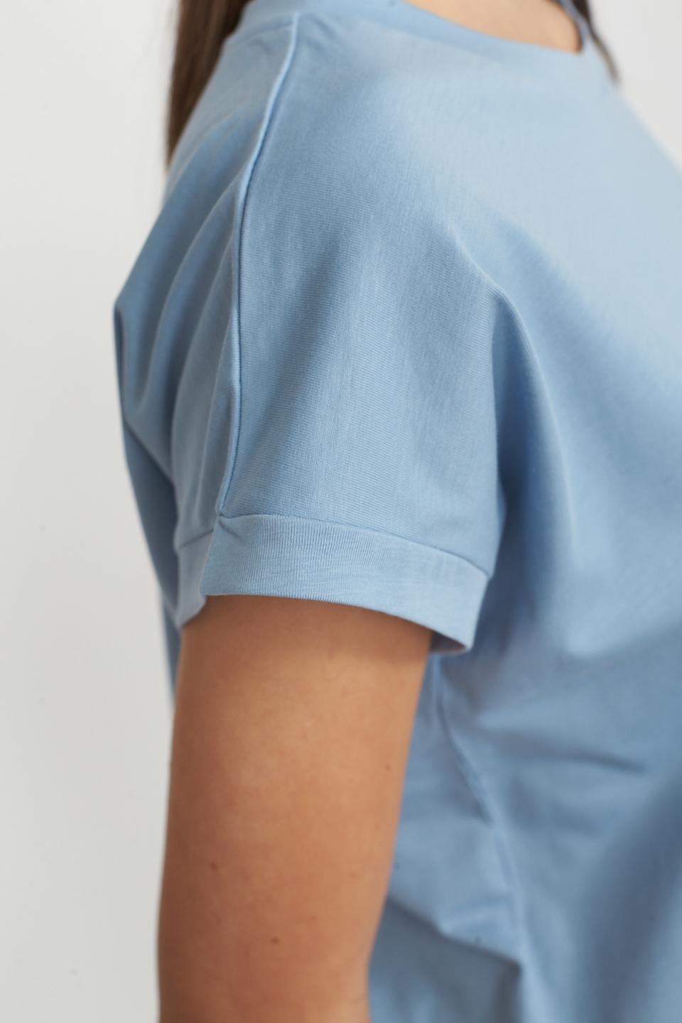 T-shirt over celeste - Primavera Estate 2025 | Brend