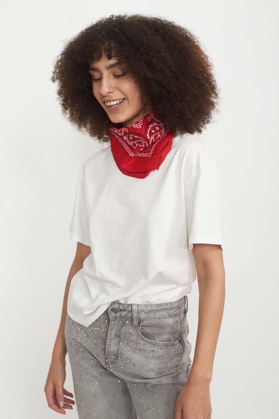 T-shirt over con bandana panna - Primavera Estate 2025 | Brend