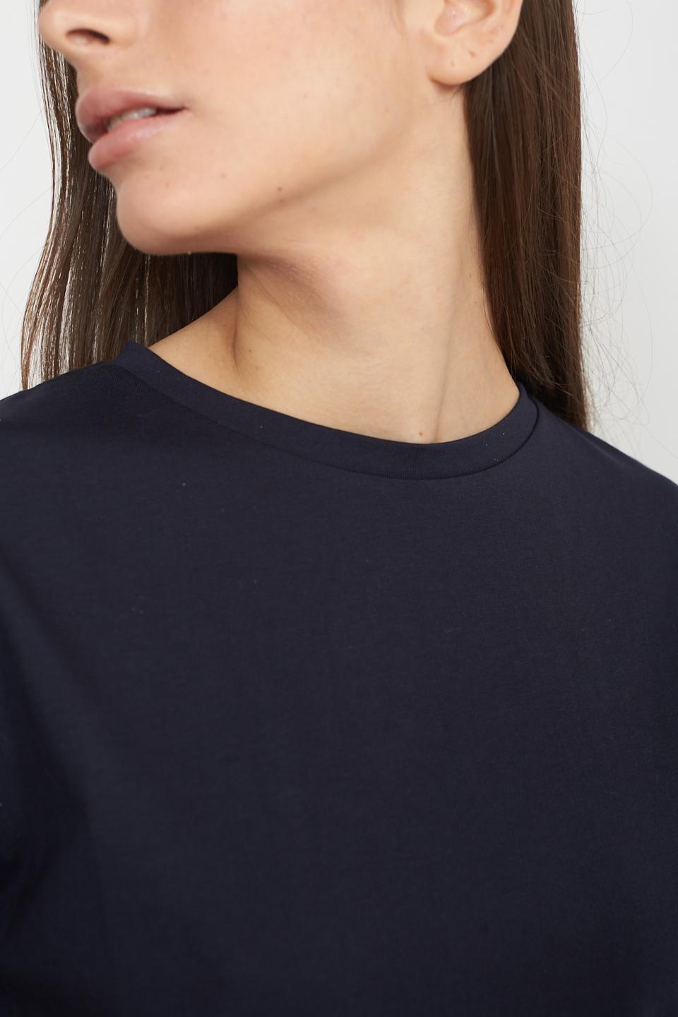 T-shirt over blu - Primavera Estate 2025 | Brend