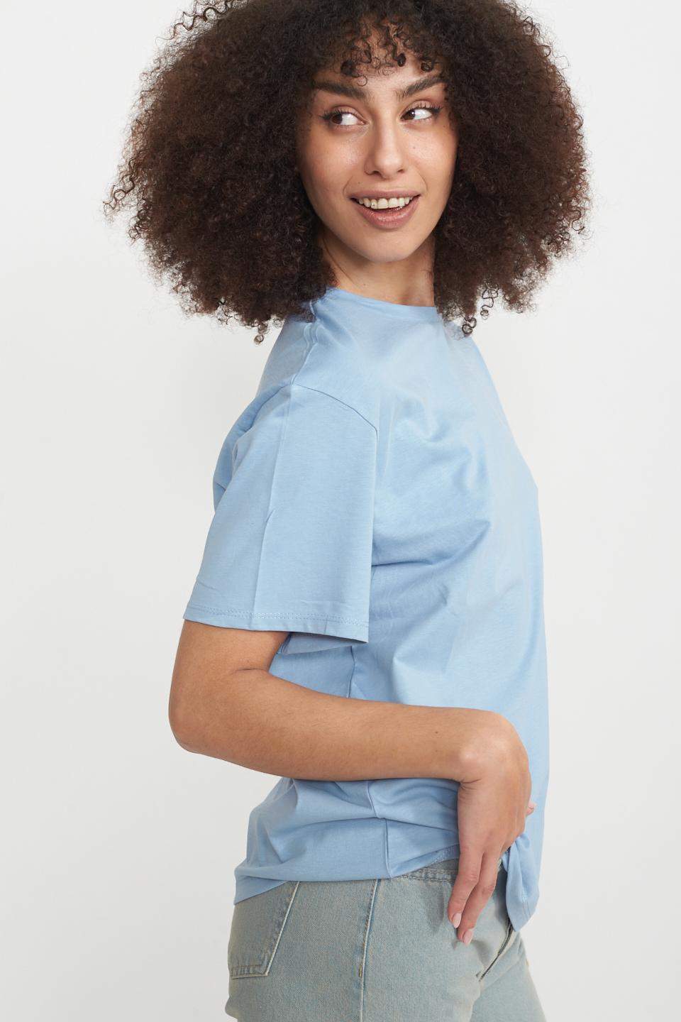 T-shirt over celeste - Primavera Estate 2025 | Brend