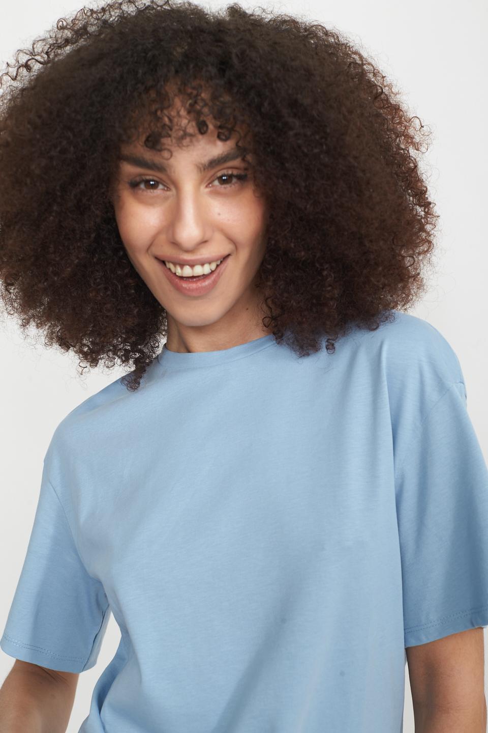 T-shirt over celeste - Primavera Estate 2025 | Brend