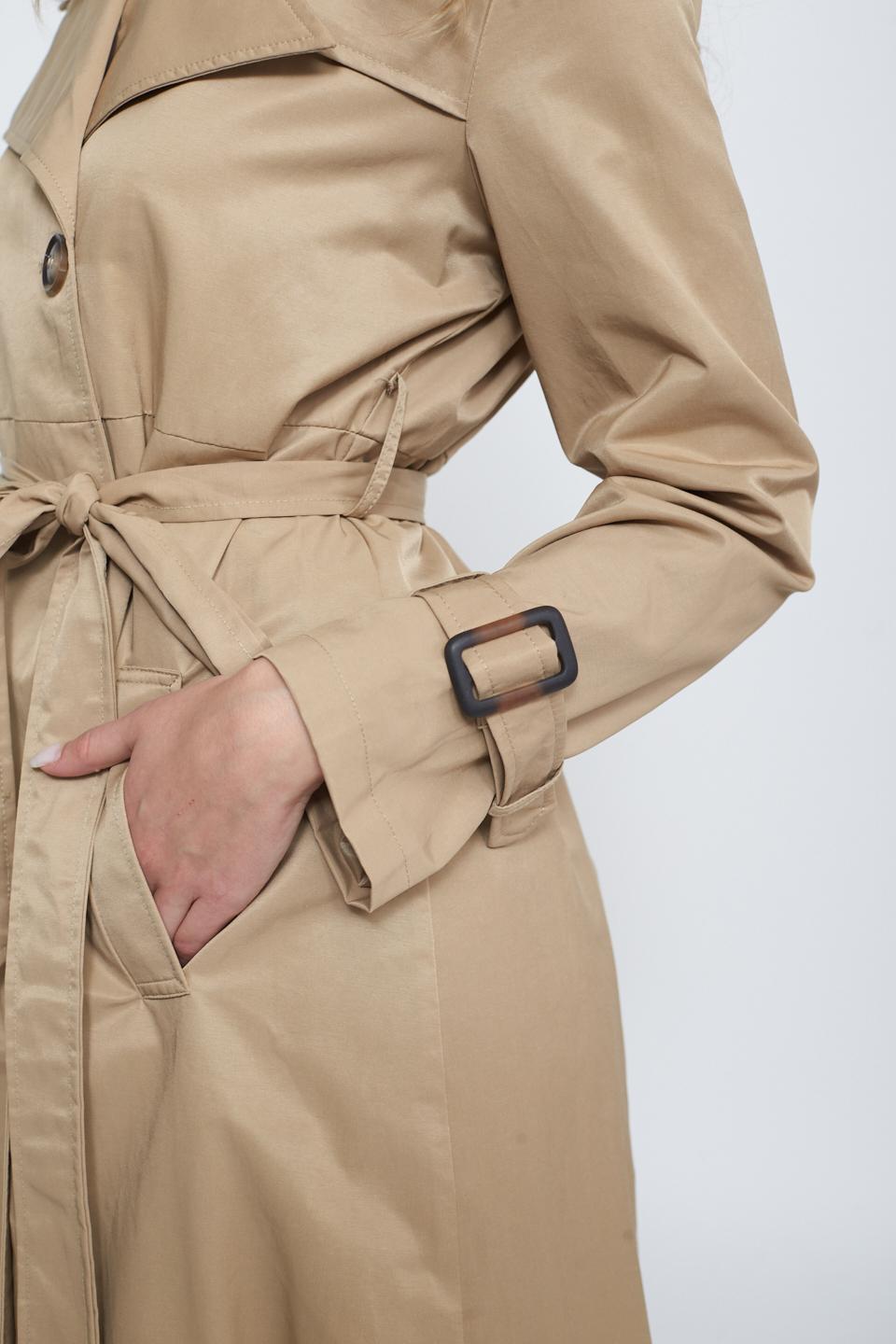 Trench lungo con cinta fango - Primavera Estate 2025 | Brend