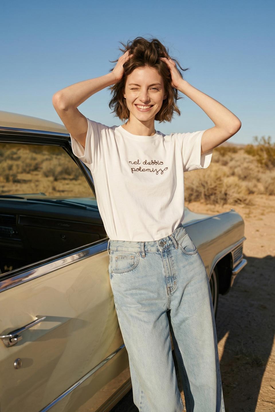 T-shirt ricamo polemizzo | Brend