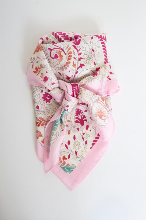 Bandana fantasia rosa - Primavera Estate 2026 | Brend
