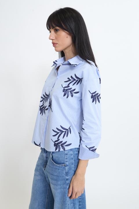 Camicia righe e ricami celeste - Primavera Estate 2026 | Brend