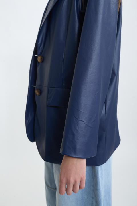 Giacca over effetto pelle blu - Primavera Estate 2026 | Brend