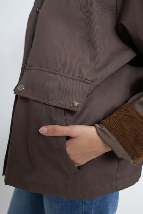 Giaccone dettagli velluto cioccolato - Primavera Estate 2026 | Brend