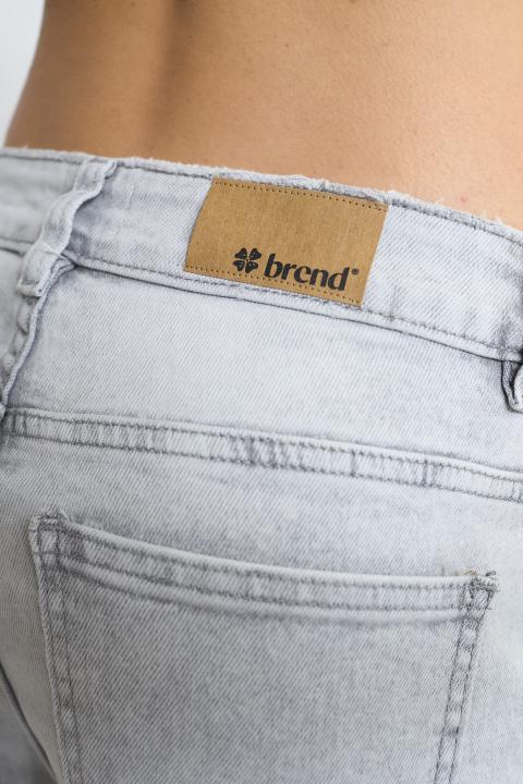 Jeans risvolto grande denim chiaro - Primavera Estate 2026 | Brend