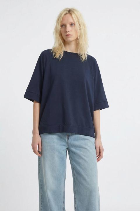 T-shirt over scatolina blu - Primavera Estate 2026 | Brend