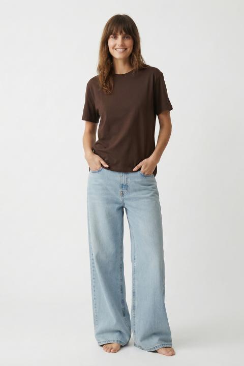 T-shirt over cammello - Primavera Estate 2026 | Brend