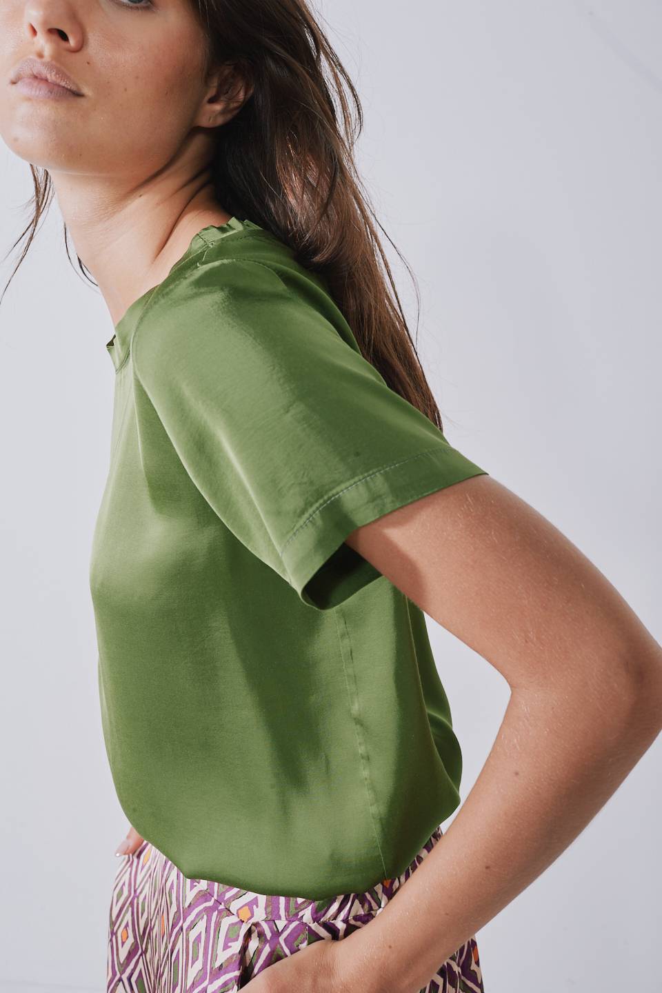 Blusa con manica corta verde - Autunno - Inverno 2022 | Brend