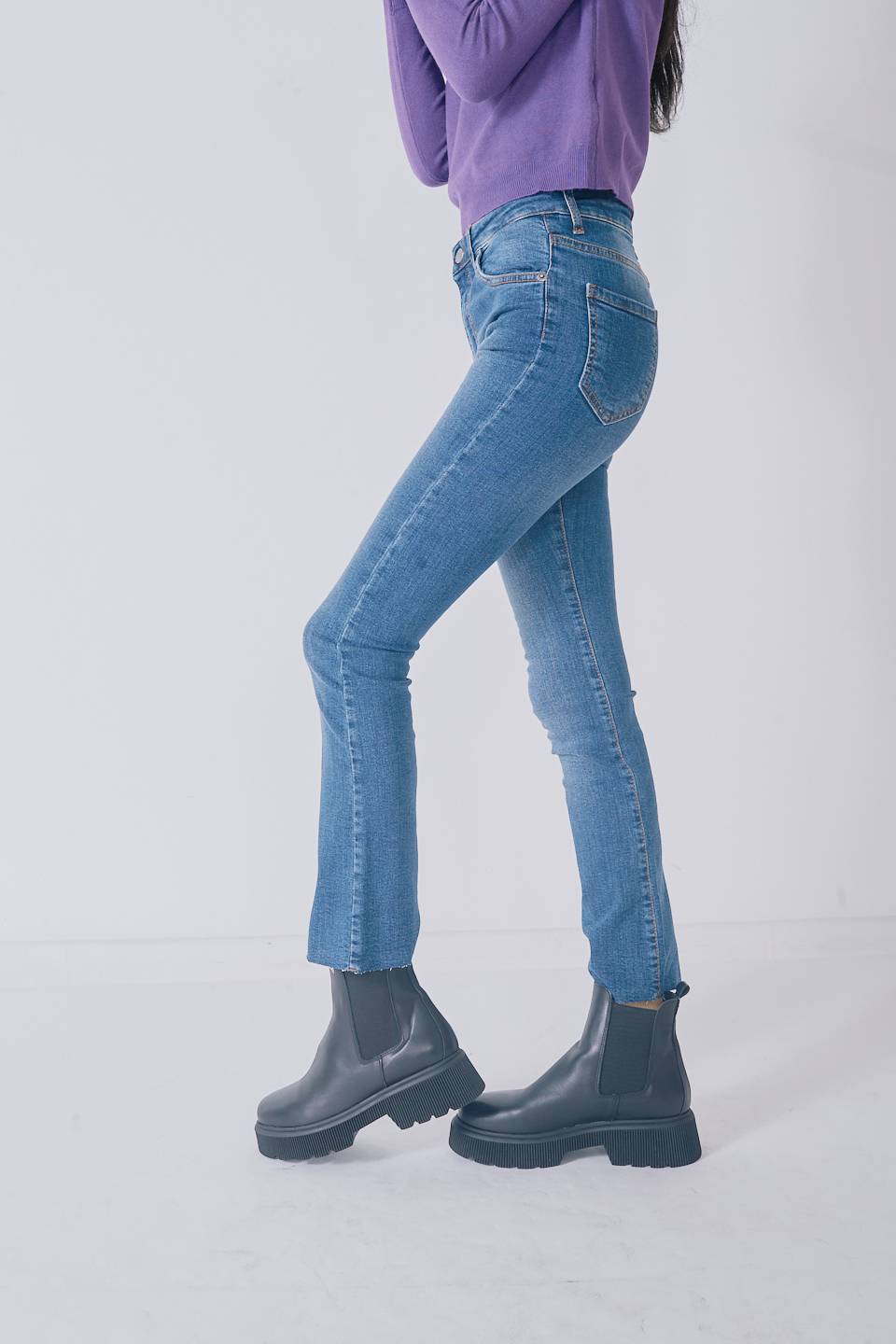 Jeans zampetta blu delavato - Autunno - Inverno 2022 | Brend